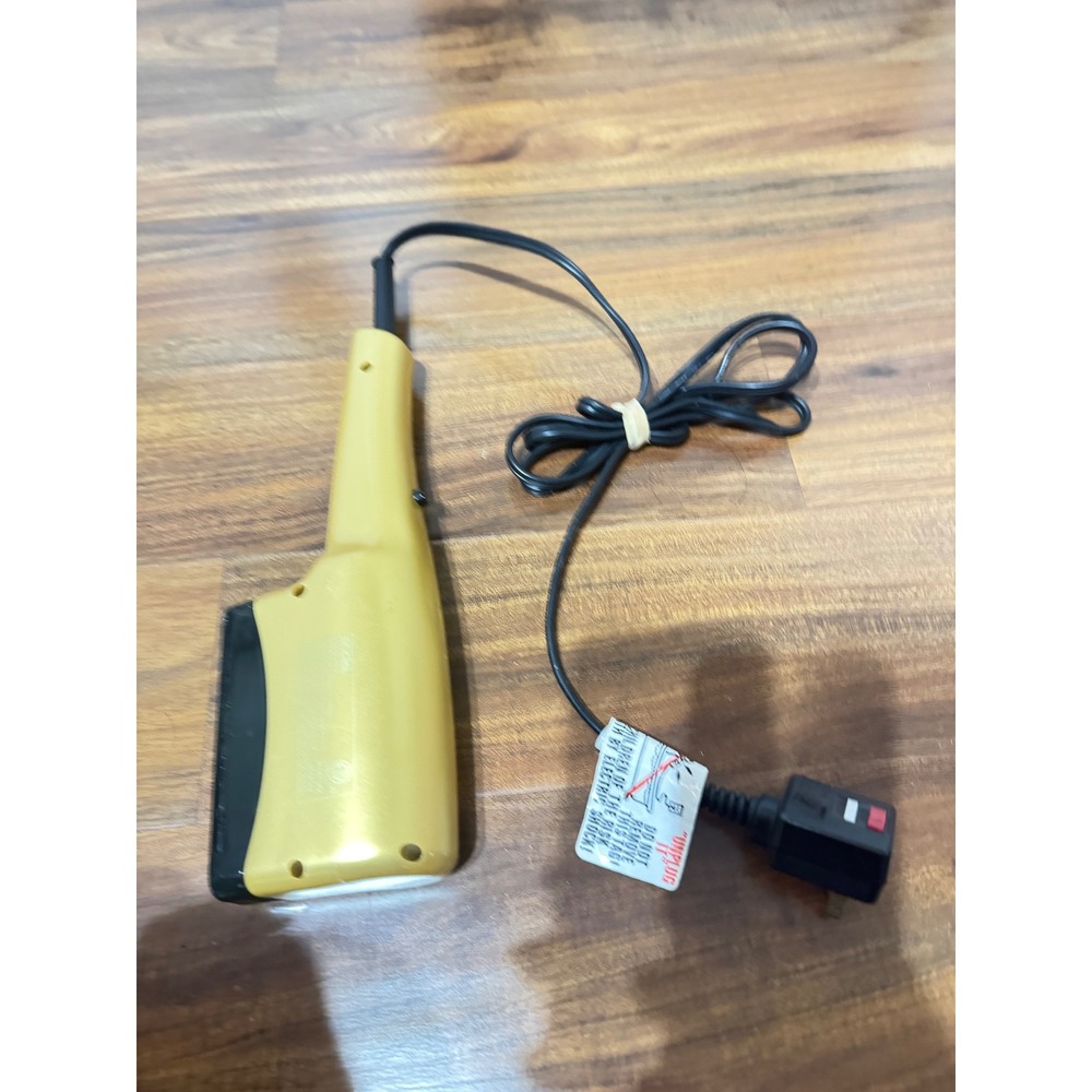 Andis Micro Turbo Dual Voltage Hair Dryer‎ Gold 1600W Model HS-2 Travel Portable